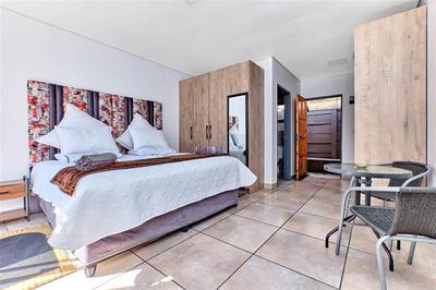 Apartment / Flat For Rent in Woodmead, Sandton
