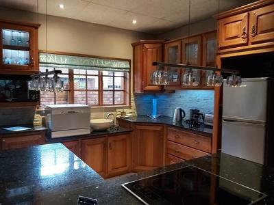 Cottage For Rent in Wierda Park, Centurion