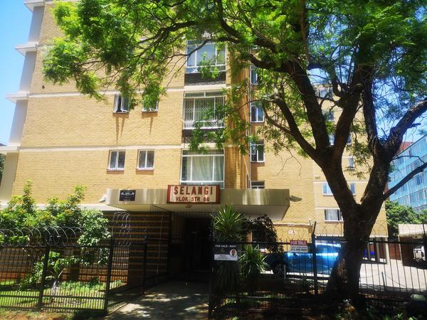 Apartment / Flat For Sale in Sunnyside, Pretoria